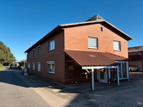 Foto - Helle 3-Zimmer-Wohnung mit Einbauküche, Stellplatz & Garten