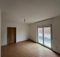 2 Zimmer Wohnung + Terasse - ab 01.01.26 - Sankt Ingbert
