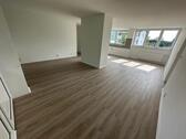 Foto - 96 m² Traumwohnung im 1. OG + Stellplatz+ Küche 