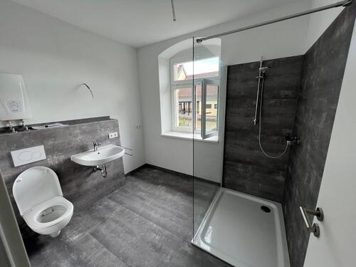 Foto - Helle generalsanierte Altbauwohnung zu vermieten
