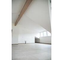 2 Zimmer Wohnung 73qm - 1.750,00 EUR Kaltmiete, ca.  73,00 m² in Bad Reichenhall (PLZ: 83435)