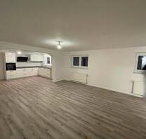 Großzügige 2-Zimmer-Wohnung (Souterrain) mit 71m² Wohnfläche - Blomberg