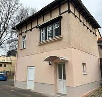 2-Raum Whg 68 m² 1. OG renoviert m.Garage+Stellplatz in Goessnitz - Gößnitz