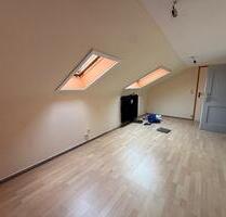 Vielseitig nutzbarer Raum mit vollwertigem Badezimmer und zwei Studios in Fellbach