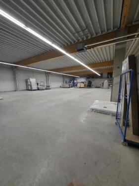 Foto - Lager Produktionsfläche in TOP Lage zu vermieten