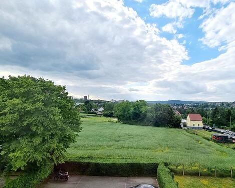 Foto - Schöne uneinsehbare 4-Zimmer-Wohnung mit Weitblick ins Grüne