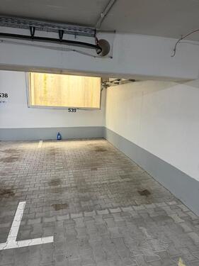 Foto - Tiefgaragenstellplatz Tölzer Str 5 Parkplatz Stellplatz