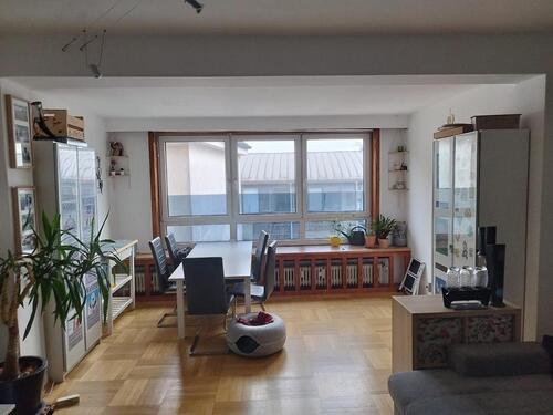 Foto - 3,5 Zimmer Wohnung zentrumsnah - 1.090,00&nbsp;EUR Kaltmiete, ca.&nbsp; 111,00&nbsp;m&sup2;