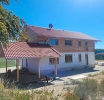 Moderne 4-Zimmer-Wohnung mit Garten und Bergblick zu vermieten - Haag in Oberbayern