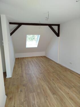Foto - 1 Zimmer Dachgeschoßwohnung zur Miete in Schöffengrund