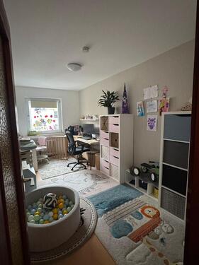 Foto - 4 Zimmer-Wohnung in Top-Lage - 1.299,00&nbsp;EUR Kaltmiete, ca.&nbsp; 96,00&nbsp;m&sup2;