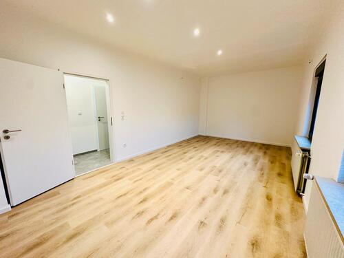 Foto - Sanierte 2-Zimmer Wohnung im Zentrum!