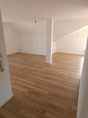 Foto - Dachgeschoßwohnung in Biebertal zur Miete
