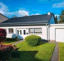 Lichtdurchflutetes Zweifamilienhaus in ruhiger zentraler Lage - Gerolstein
