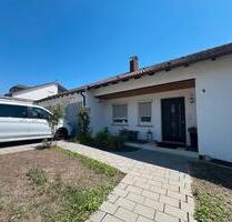 Haus in Allmendingen mit großem Garten und Garage zu vermieten