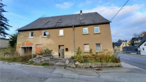 Foto - denkmalgeschütztes unsaniertes Wohnhaus
