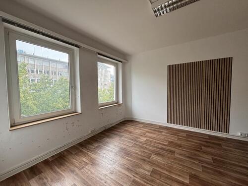 Foto - Gewerbeeinheit am Jahnplatz - 750,00&nbsp;EUR Kaltmiete, ca.&nbsp; 60,00&nbsp;m&sup2;