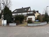 Foto - Haus mit Halle und weiteren Ausbaumöglichkeiten