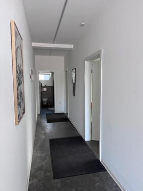 Foto - Vielseitig nutzbare Gewerbefläche im Neubau 78qm Büro Praxis
