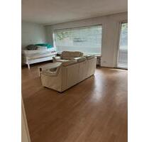 Erdgeschosswohnung zentrumsnah - 900,00 EUR Kaltmiete, ca.  100,00 m² in Leer (Ostfriesland) (PLZ: 26789)