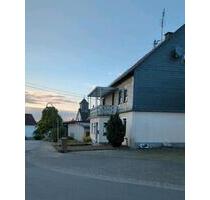 Saniertes Bauernhaus mit 7 Zimmern und Garten - Hachenburg