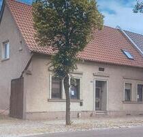 Einfamilienhaus - 55.000,00&nbsp;EUR Kaufpreis, ca.&nbsp; 130,00&nbsp;m&sup2; in Calbe (Saale) (PLZ: 39240)
