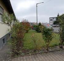 3 12 Zimmer Wohnung im 1. Obergeschoss eines Zweifamilienhauses - Nürnberg Gaismannshof