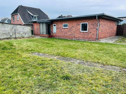 Foto - Charmanter Bungalow mit großem Grundstück in ruhiger Lage.