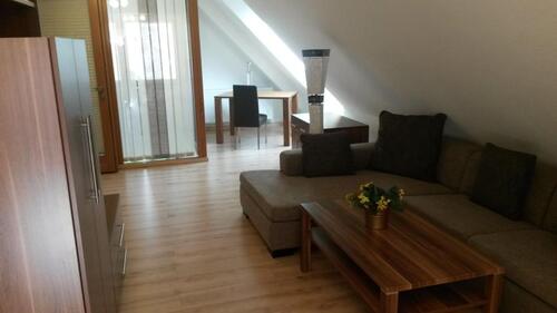 Foto - Helle, möblierte 1-Zimmer-Wohnung in Hetzles zu vermieten