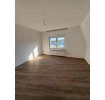 Großzügige 4 Zimmer-Wohnung (115m2) -frisch renoviert - Beckum