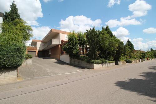 Foto - *** Familienfreundliche 5-Zimmer-Wohnung mit Garage ***