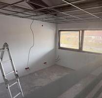 Büro Praxis Behandlungszimmer - 300,00&nbsp;EUR Kaltmiete, ca.&nbsp; 10,00&nbsp;m&sup2; in Altertheim (PLZ: 97237)