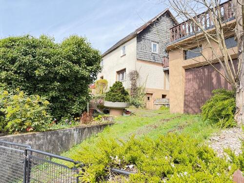 Foto - * Großzügiges, frisch renoviertes Haus mit traumhaftem Ausblick *