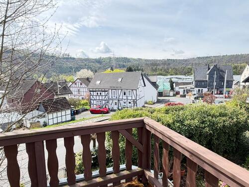 Foto - 7 Zimmer Einfamilienhaus in Scheuerfeld