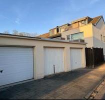 Garage in gepflegter Wohnsiedlung Köln - Dellbrück zu vermieten