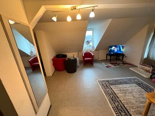 Foto - 3 Zimmer Dachgeschoßwohnung zur Miete in Lage