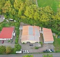 Großzügige Lagerhalle mit Rolltor, WC, Videoüberw., Büro - 260 m° - Sternenfels