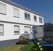 Mietwohnung 3 ZKB Gast-WC PKW Stellplatz Garage - Bodenwerder