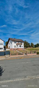 Foto - Renoviertes EFH 175m2 596m2 Grundstück 2Garagen Rruhige Lage