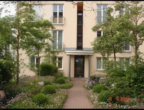 Foto - Frankfurt: Moderne 3-Zi-Wohnung in 7-Fam-Stadtvilla Eckenheim
