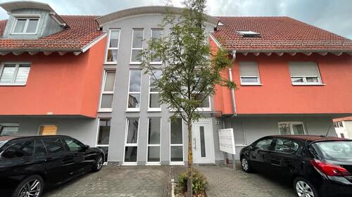 Foto - Klein aber fein: 2 Zimmer-EG-Wohnung mit Terrasse + 2 Stellplätze