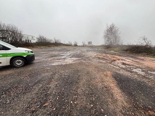 Foto - Lager Außenfläche zu Vermieten ca. 2500m²