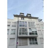 Charmante 2,5-Zimmer-Maisonette Wohnung in sehr zentraler Lage von Esslingen - Esslingen am Neckar