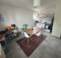 2 Zimmer Wohnung mit Wohnküche in Köln Zollstock zu vermieten