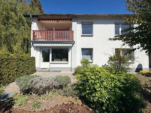 Foto - 6 Zimmer Mehrfamilienhaus, Wohnhaus in Schloß Holte-Stukenbrock