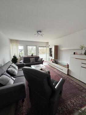 Foto - Großzügige 3-Zimmer-Wohnung mit Balkon, moderner Küche & bodengle