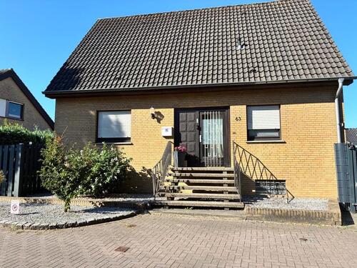 Foto - Einfamilienhaus in Greven Reckenfeld mit Garten, Garage u Carport