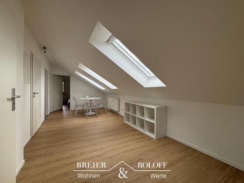 Foto - Moderne, teilmöblierte 2,5-Zimmer-Dachgeschosswohnung in Top Lage von Bad Nenndorf
