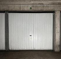 Vermiete eine Garage für PKW in einer abschließbaren Tiefgarage - Wiesbaden Schierstein