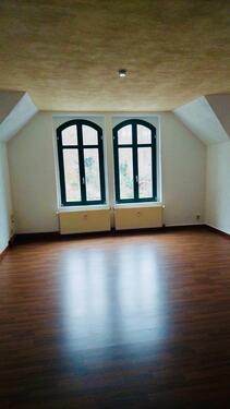 Foto - Große gut geschnittene 3- Zimmer-Dachgeschoss Wohnung